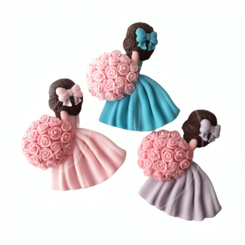 Фигурка из шоколадной глазури Девушка с букетом ГЛ2Д001