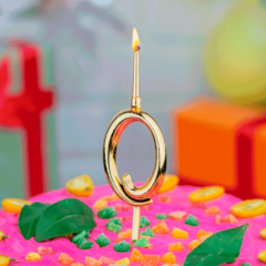 Свеча декоративная Цифра "0" Золотая 